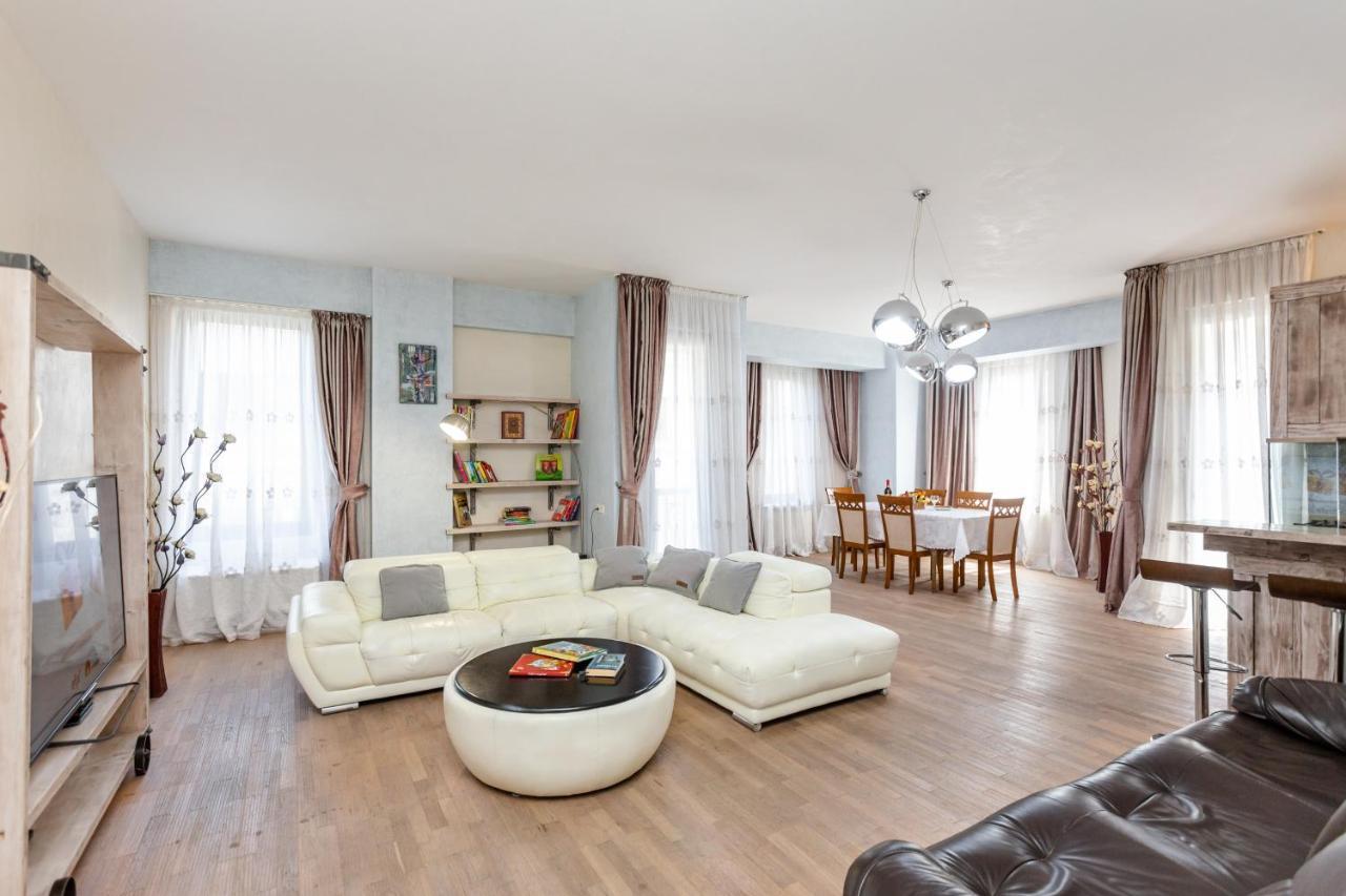 Luxury 4 Bedroom Apartment Tbilisi Ngoại thất bức ảnh